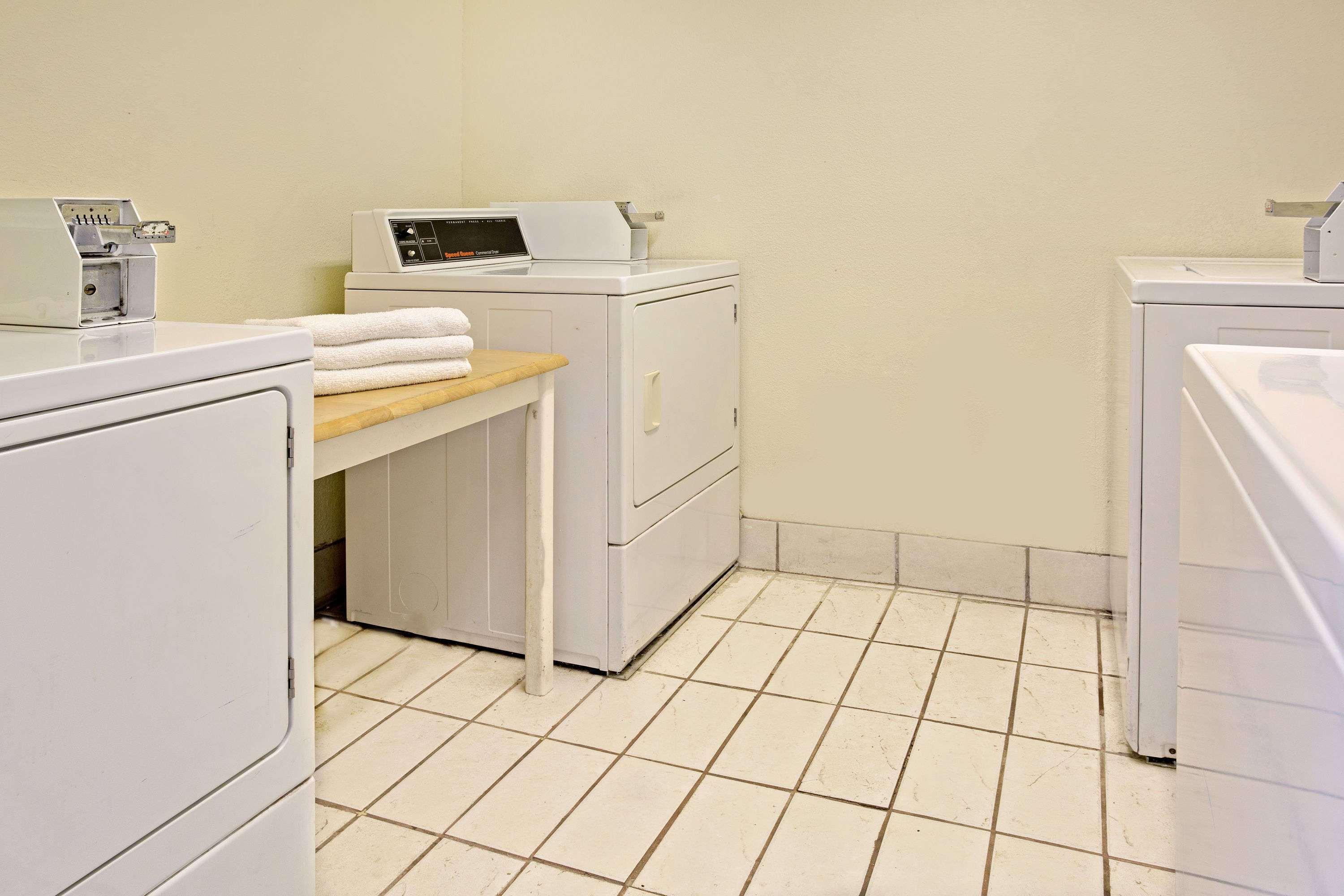 Days Inn By Wyndham Sharonville Luaran gambar